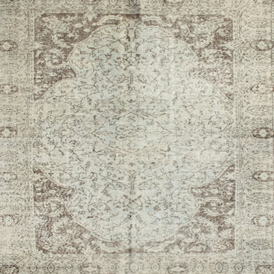 Tapis oriental gris