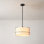 Luminaire suspendu 2 lumières avec abat-jour en tissu blanc cassé avec cadre noir mat et plaque en acrylique gravé