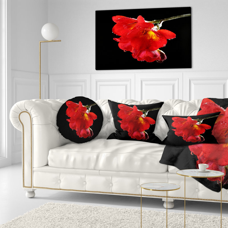 Coussin lombaire floral sur fond freesia