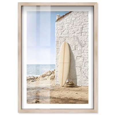 Décoration murale pour salon « Surf on Beach I Shadowbox Print » par Notoriart, cadre blond, 36 x 54