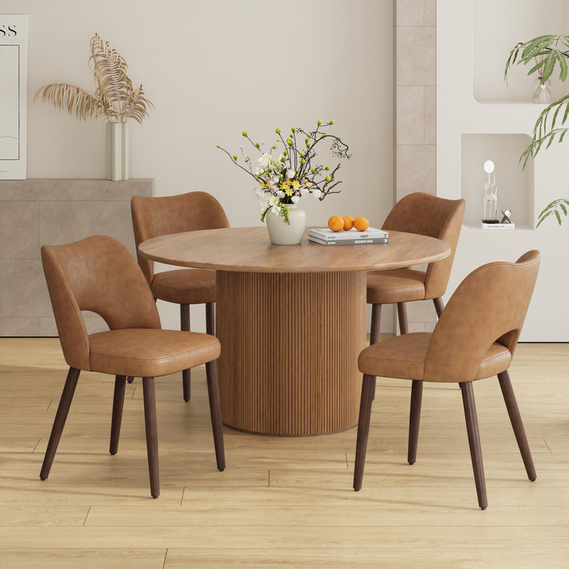 Chaise rembourrée moderne avec pieds en bois massif, Light Brown-PU Leather