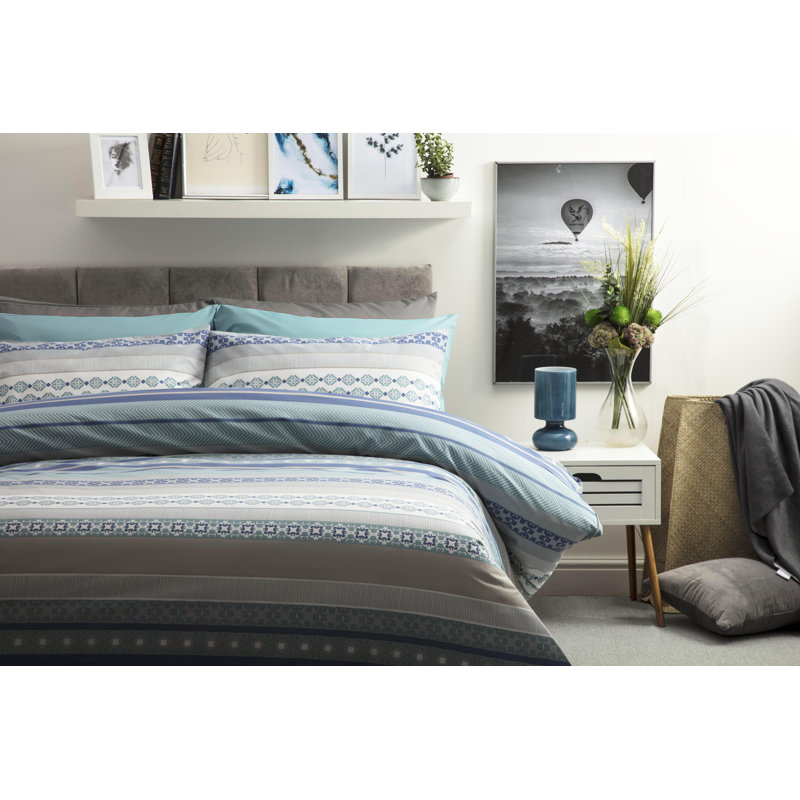Geometric Shapes Duvet Cover Set with Pillowcases Included, Double Duvet Cover + 2 Standard Pillowcases, Red