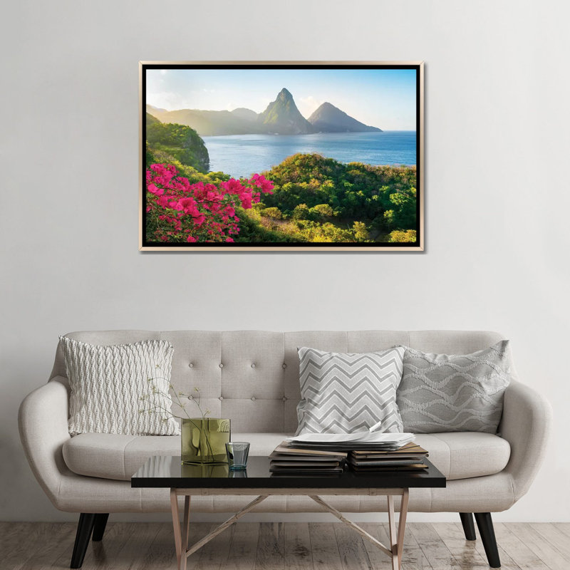 Saint Lucia Sunrise - reproduction d'art murale encadrée, H 32 po x l 48 po, Reproduction encadrée sans passe-partout