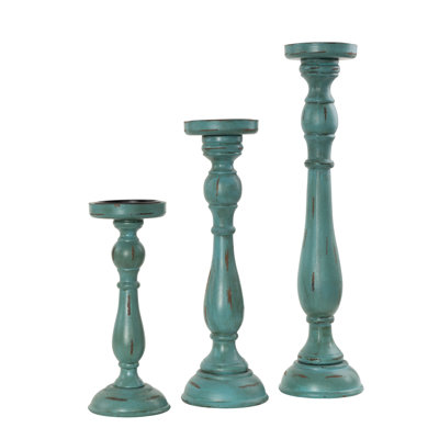 Wooden Distressed Turned Decorative Candle Holder Set