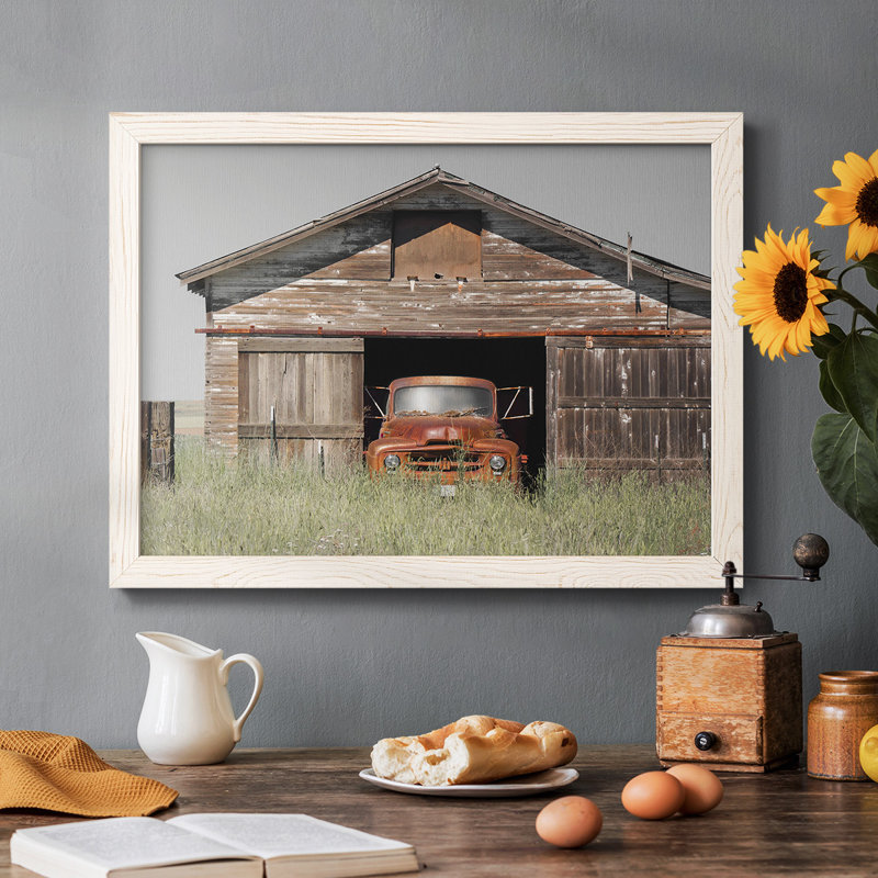 " Vintage Ride ", White, 22" H x 32" W