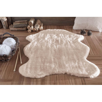 Aun Clear Area Rug