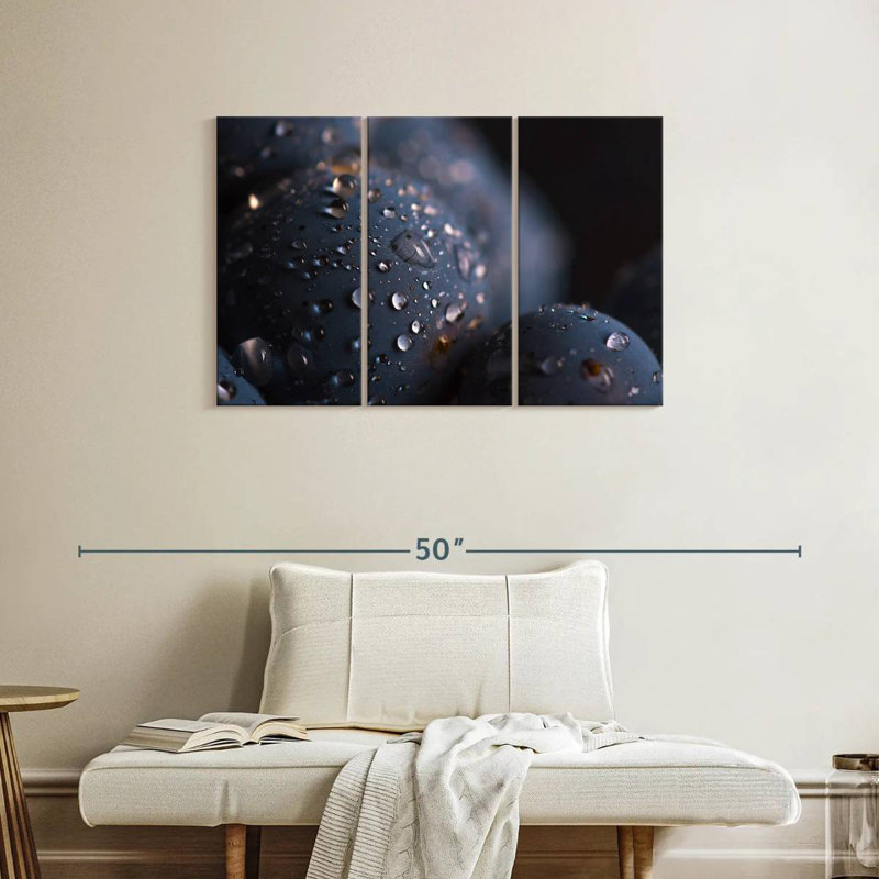 Yarlin Grape, 24" H x 38" W