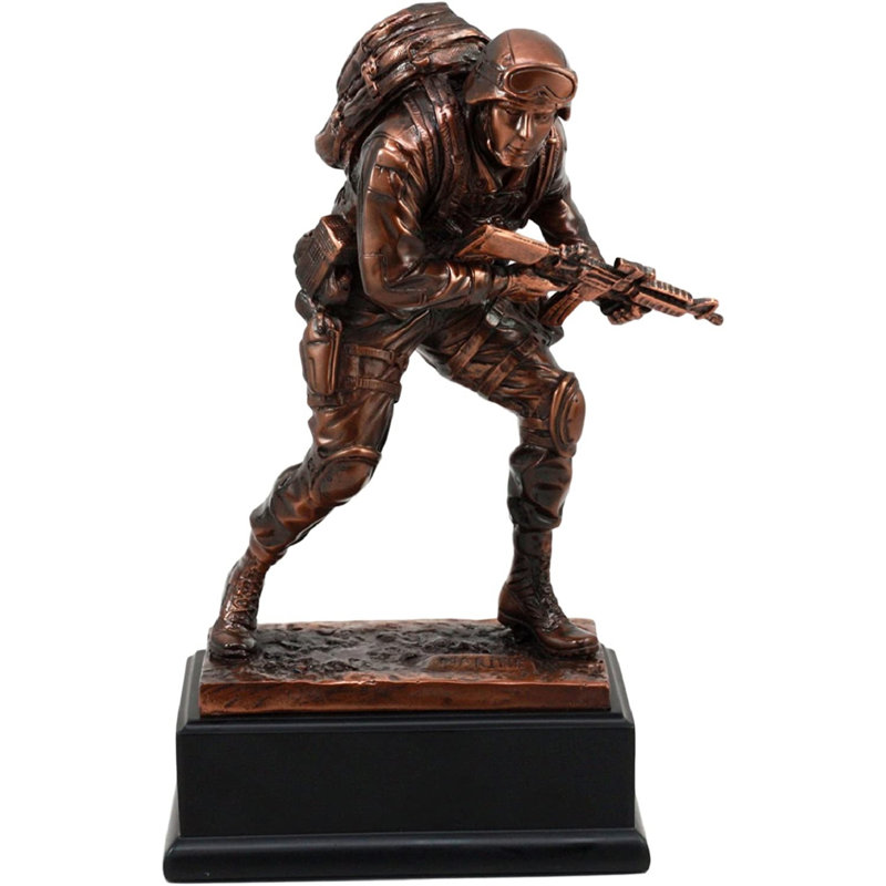 Figurine patriotique cadet marine