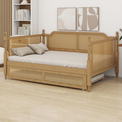 Structure de lit de jour classique en rotin avec couchette