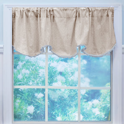 Nest Cotton Damask Scalloped Window Valance