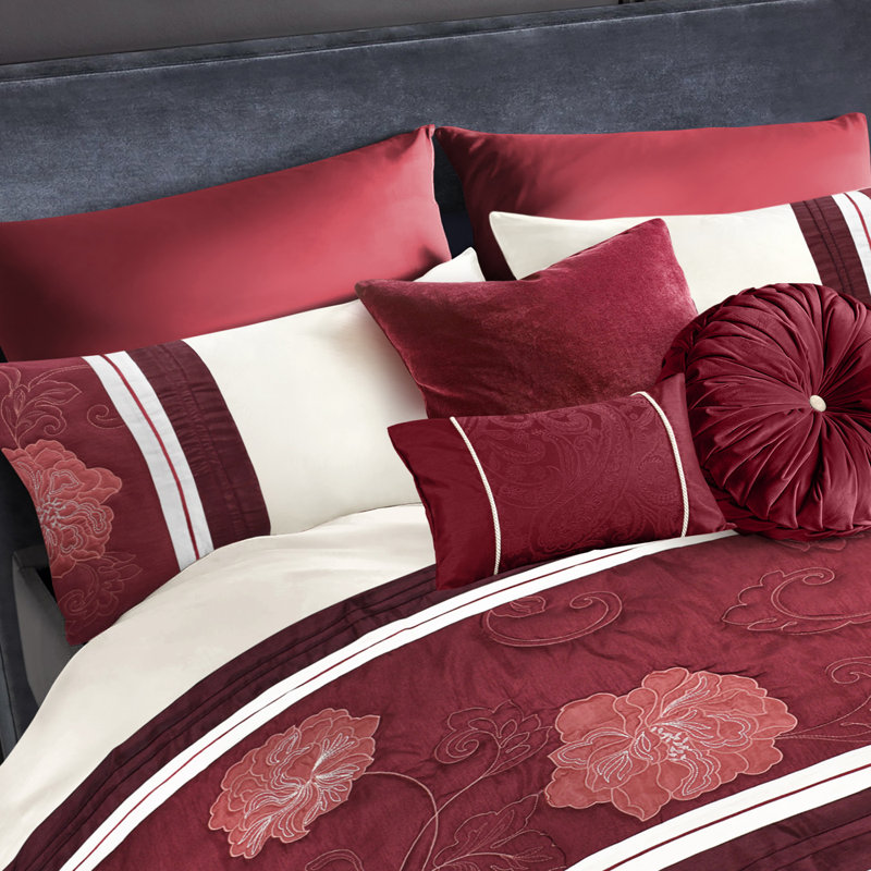 Sascha Silk Floral Duvet Cover Set, Single Duvet Cover Set, Fuschia / Cream