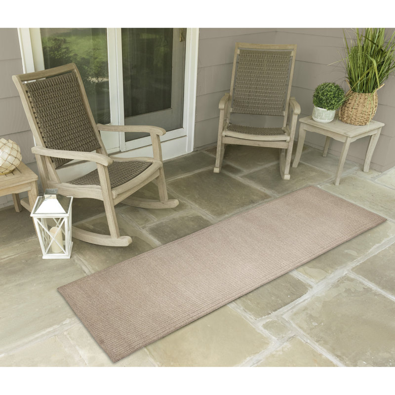 Hubertusz Indoor Rug, Runner 2' x 7'6"
