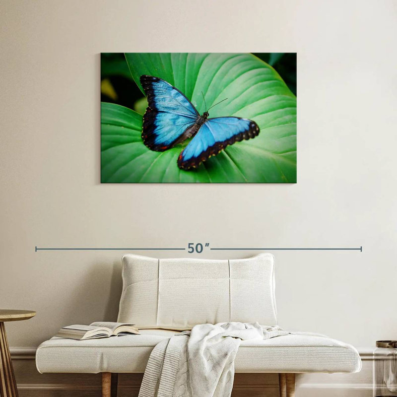 Morpho bleu sur feuille, H 24 po x l 36 po