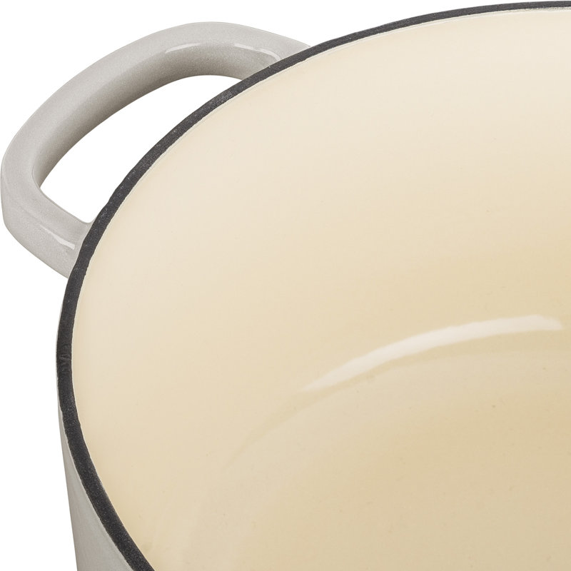 Bellamonte White Enameled Cast Iron 7.5-qt Dutch Oven