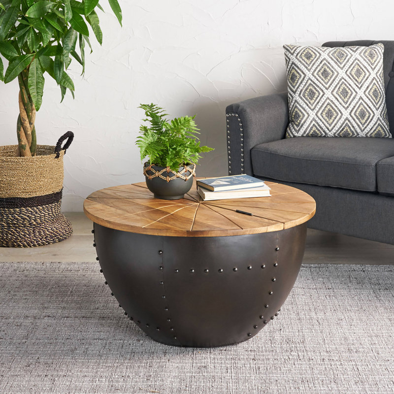 Table basse en bois et fer