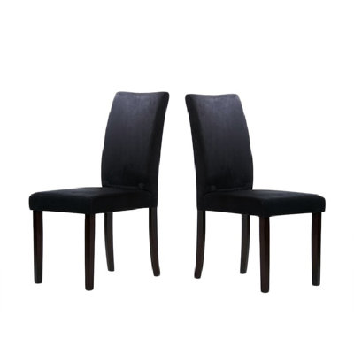 Chaise en bois massif
