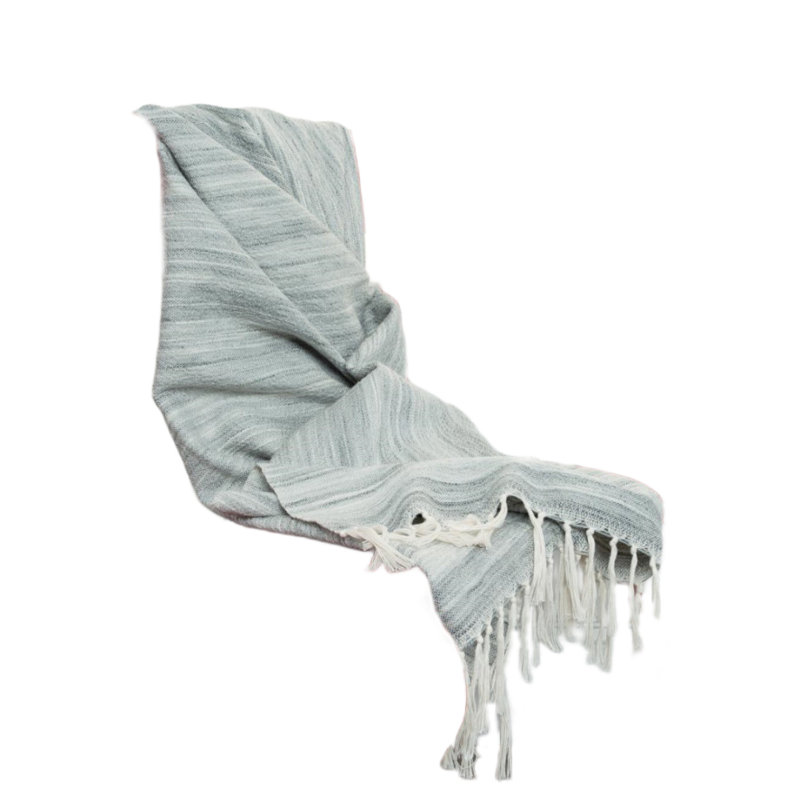 Jeté 100% polyester tissé gris