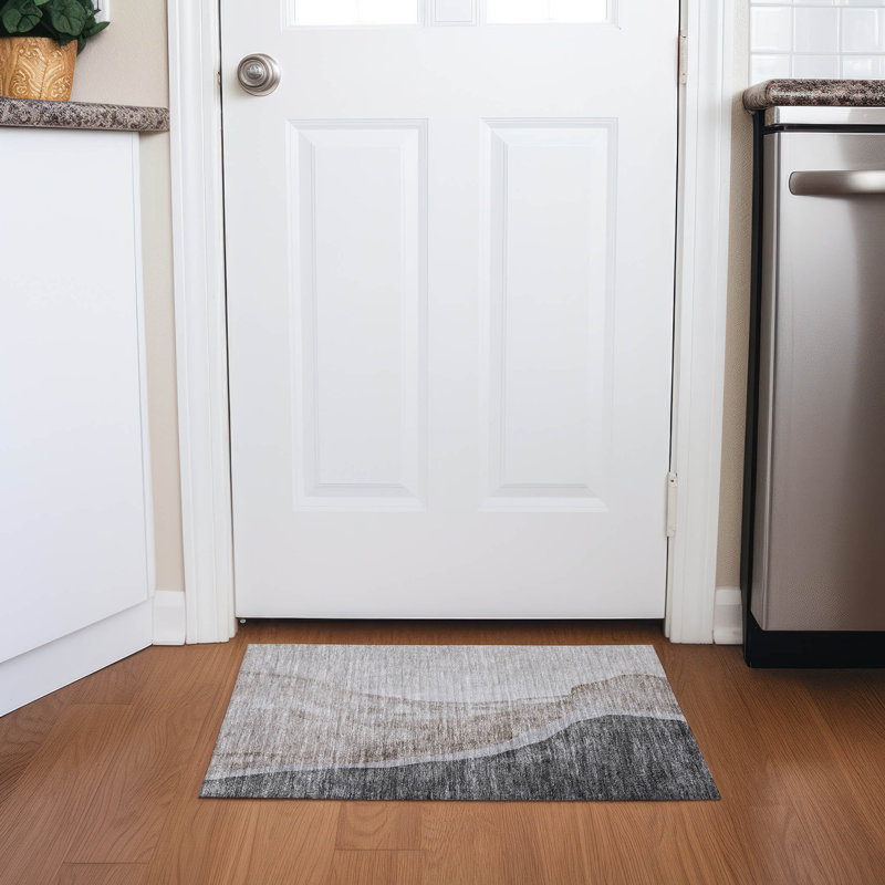 Blondean Washable Abstract Indoor / Outdoor Rug, Rectangle 1'8" x 2'6"