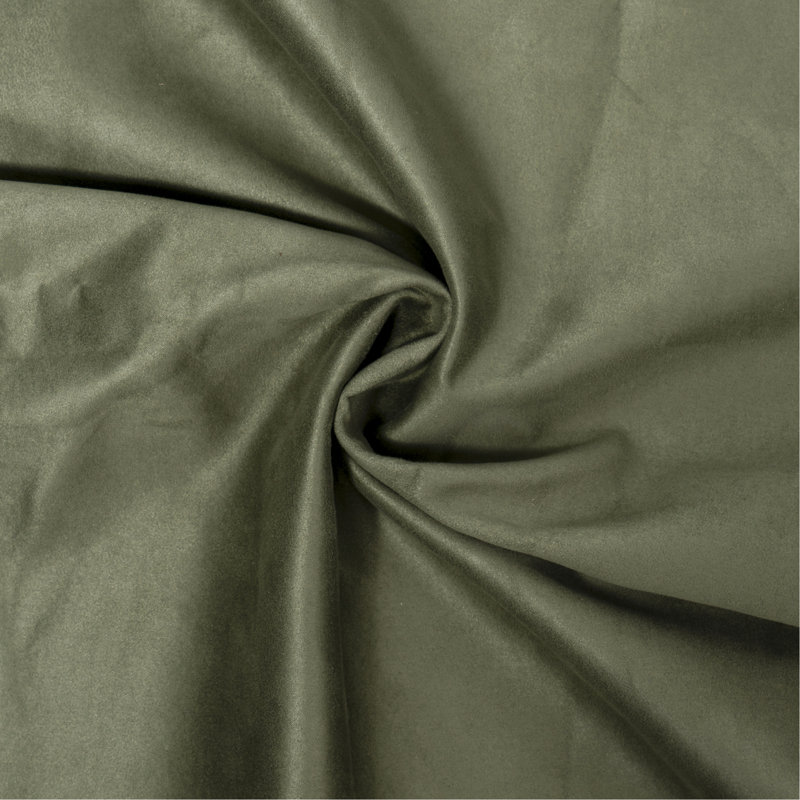 Très grand lit avec un cadre rembourré doux en bois massif, sans sommier pour une nuit confortable et relaxante. Lit plateforme tapissier de taille élégante, convenant à plusieurs hauteurs de matelas.