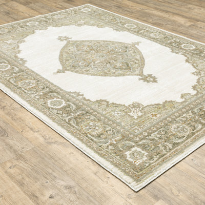Schuetz Oriental Indoor Rug