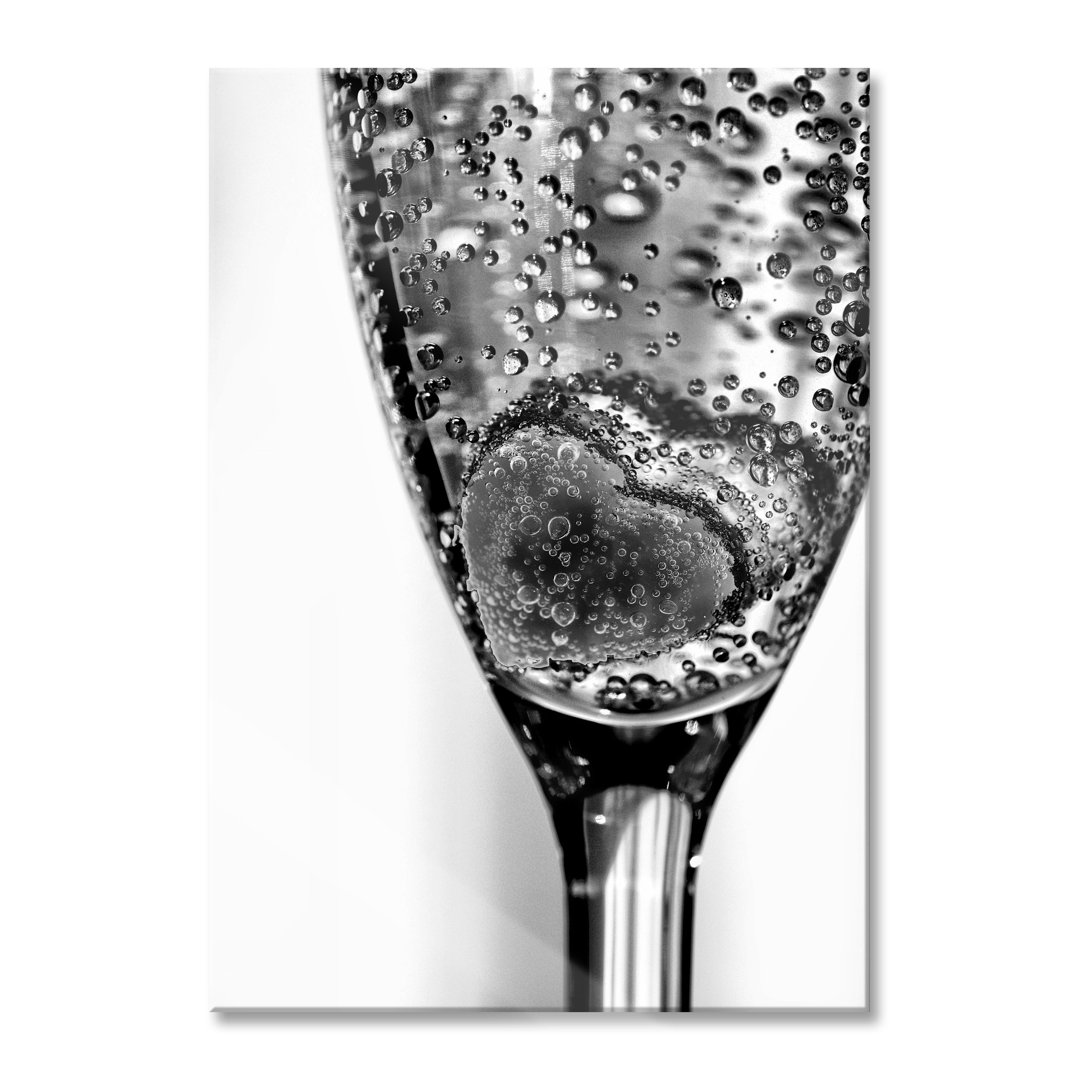 Glasbild "Kleines Herz im Champagnerglas"