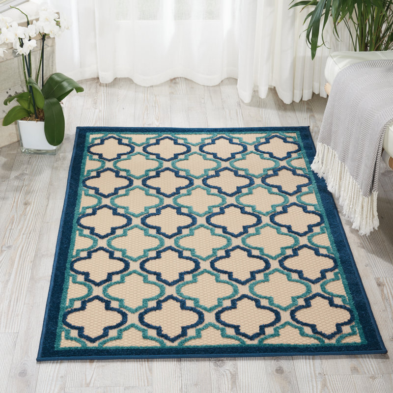 Tapis intérieur / extérieur bleu marine Caradoc, Rectangle 3 pi 6 po x 5 pi 6 po