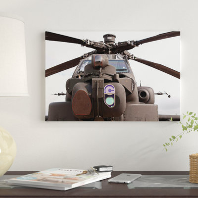 « an ah-64d apache hélicoptère of the royal air force », reproduction de photo sur toile