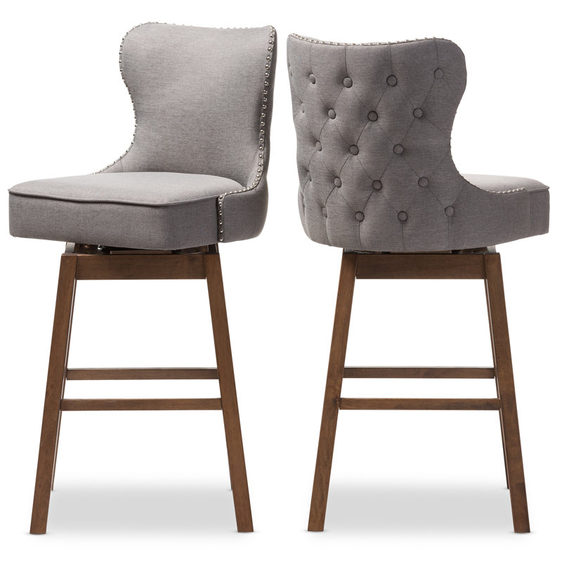 Tabouret de comptoir pivotant en bois massif gris Carlesia, H 44,49 po x l 21,46 po x P 21,85 po, Gris