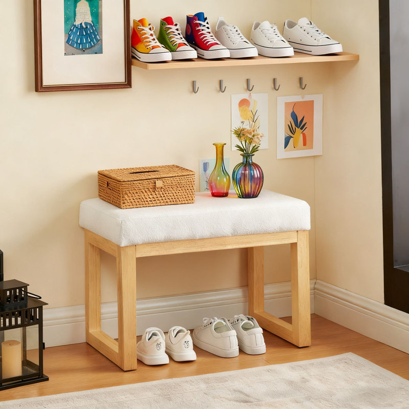 Upholstered Shoe-changing Bench, Beige