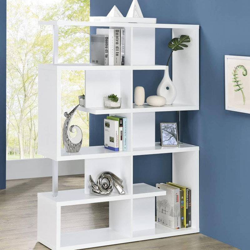 Bibliothèque blanche à 5 tablettes géométriques avec supports, amplement d'espace pour les livres et les objets de décoration, bibliothèque sécurisée à garniture murale, variété visuelle d'aspect asymétrique, qualité du bois d'ingénierie