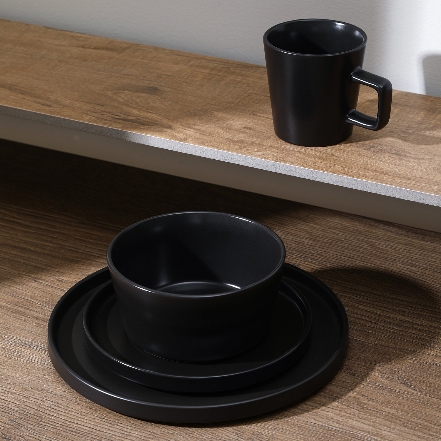 Celina Stoneware Dinnerware Set, Matt Black, 16