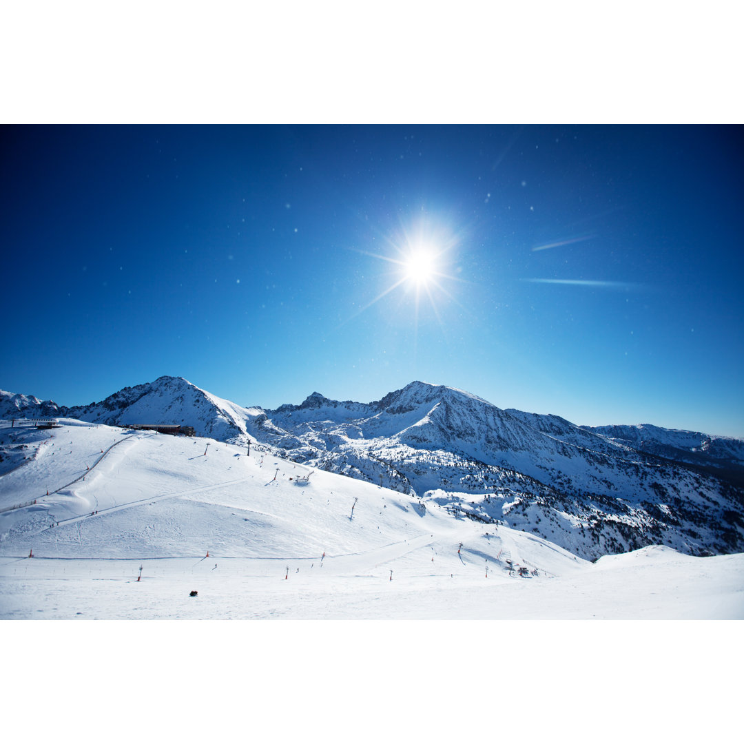 Schöne Winterberge von Aleksle - Leinwandbild