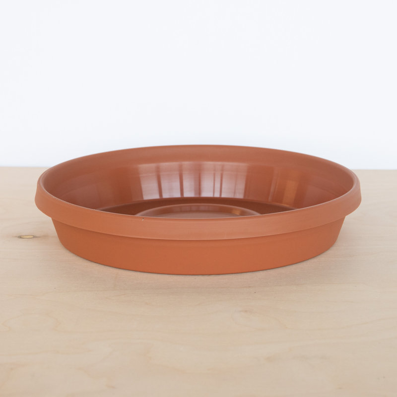 Plateau traditionnel / intérieur en plastique pour soucoupe, H 2,75 po x l 14,75 po x P 14,75 po, Terre cuite