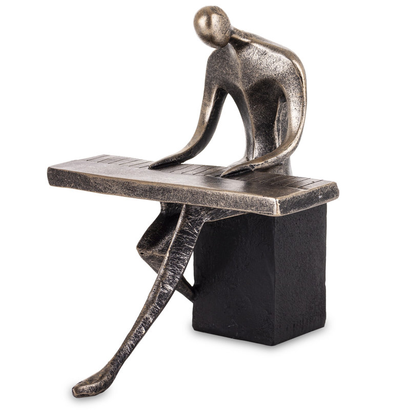 People Figurines & Sculptures