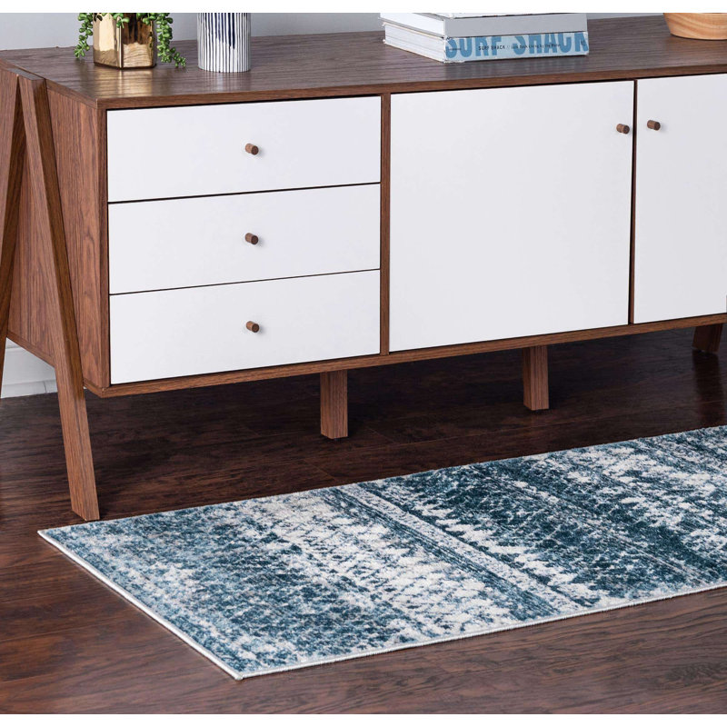 Geometric Indoor Rug, Runner 2'7" x 10'