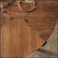 Table basse épissée moderne rétro avec plateau en bois de sapin et pieds croisés noirs robustes pour un design élégant et durable