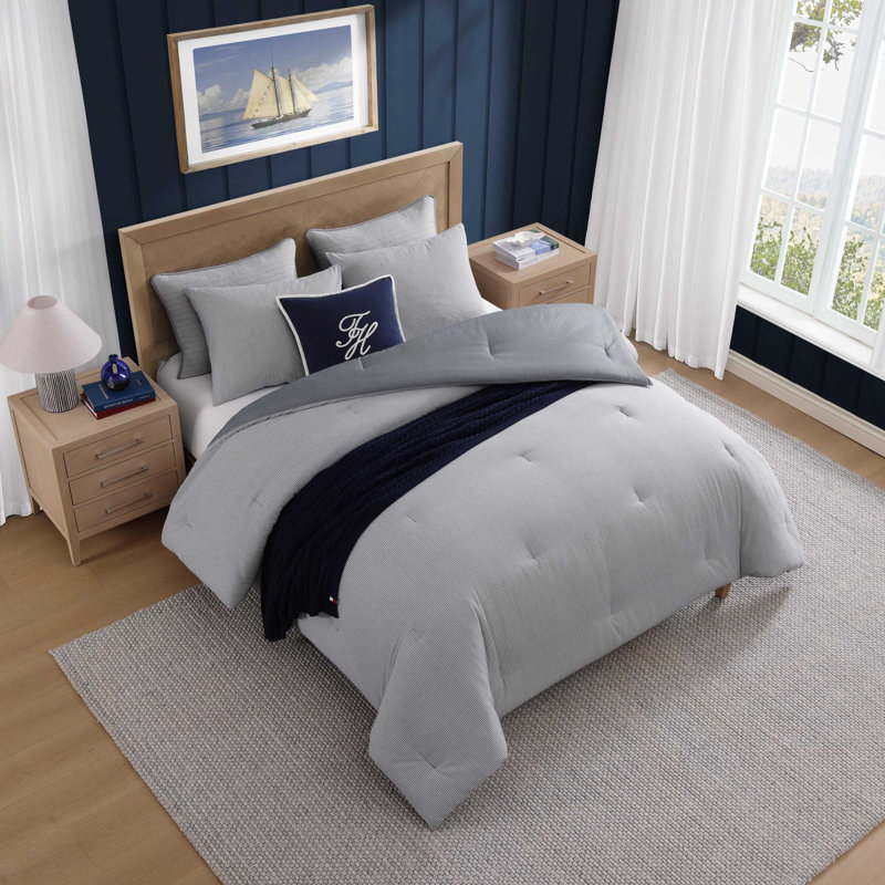 Ensemble d'édredon réversible en coton Tommy Hilfiger, King Comforter + 2 King Shams, Blue Striped