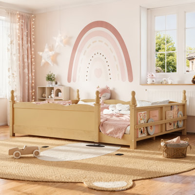 Grand lit au sol avec garde-corps pleine longueur. Lit pour enfants avec tablette pour livres Montessori, conception enfantine, naturel Kids