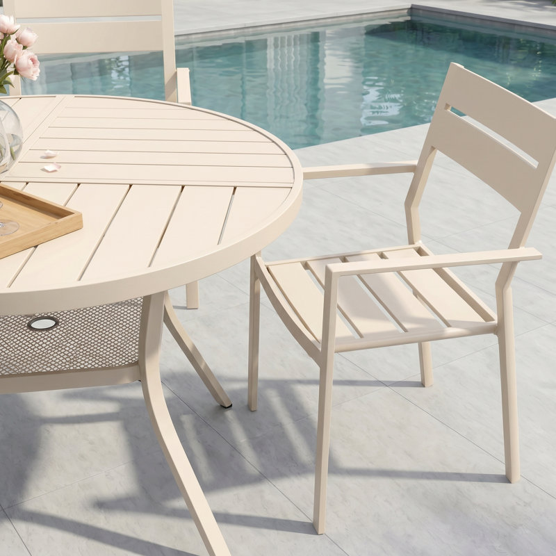 Ensemble de salle à manger de patio 4 personnes avec chaises empilables, Coquillage de sable