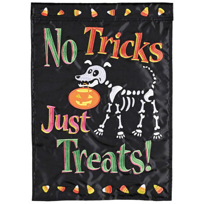 Drapeau de jardin No Tricks Just Treats