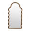 Miroir arqué avec design et réflexion claire