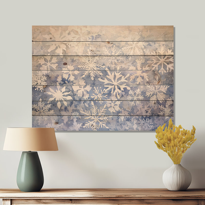 Flocons de neige dansant en hiver I - paysage traditionnel, art mural sur bois de pin naturel, H 34 po x l 44 po