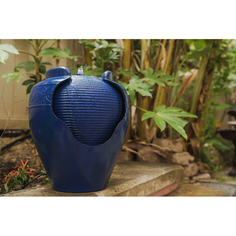 Bitter Acrylic Round Vase Fountain