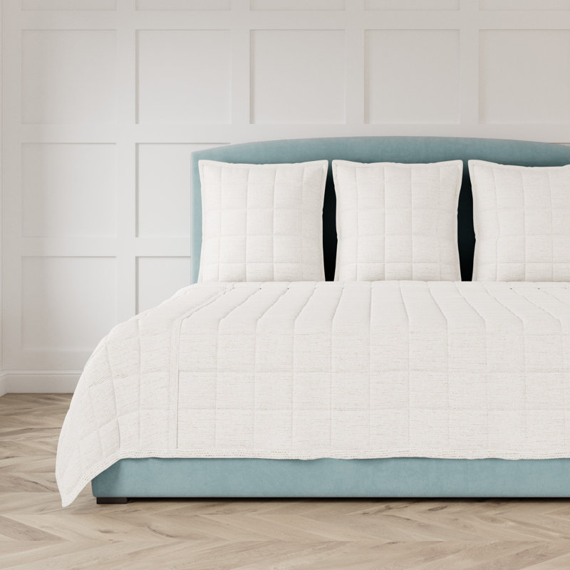Macau Coverlet, Queen Coverlet