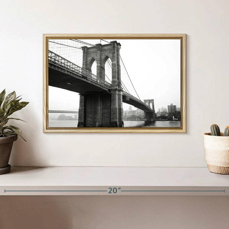 Pont monochromatique de Brooklyn, 13 po x 9 po, Cadre flottant en bois naturel