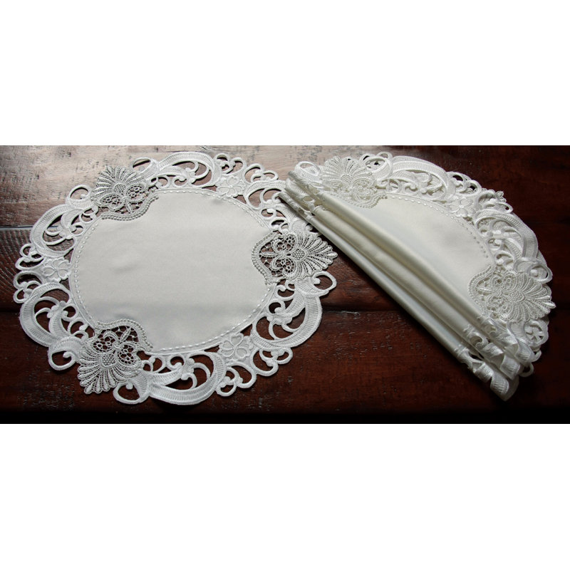 Doilie nappe brodée dentelle Ossett