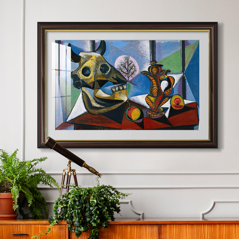 Nature morte au crâne de taureau, 1939 - Pablo Picasso - Reproduction encadrée sur mesure, 24x34 INNER SIZE, Walnut Gold Lip