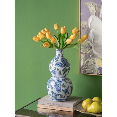 Vase en porcelaine
