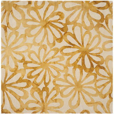 Narmada Hand Tufted Wool/Cotton Geometric Rug in Beige