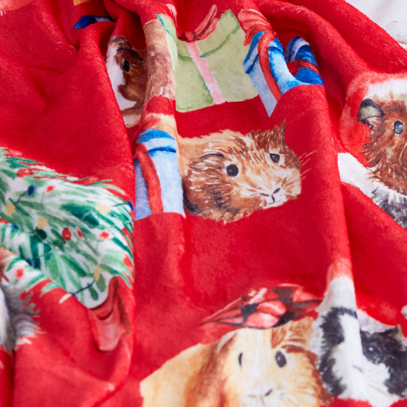 Christmas Guineapig Cosy Fleece Blanket Throw